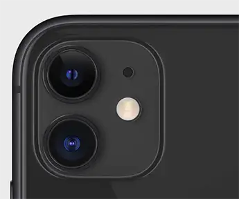 iPhone11の定番カラー ブラック カメラ部分